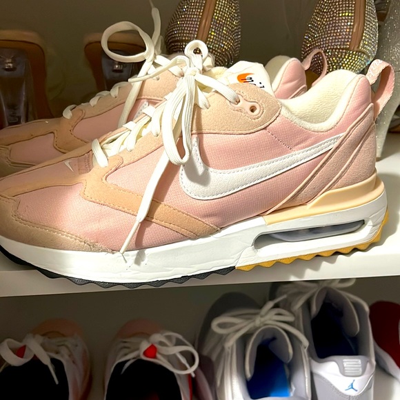 Nikes - Picture 1 of 4